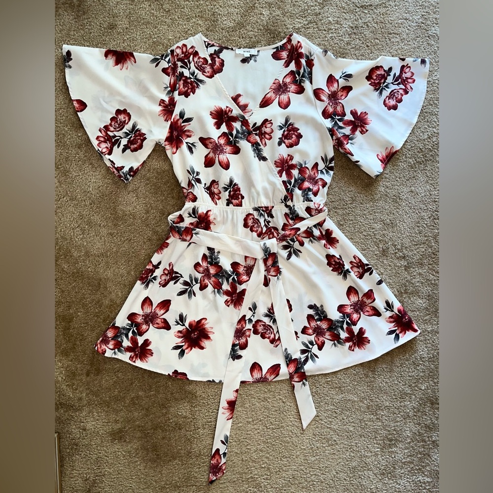 Ivory Floral Faux-wrapped above the knee Dress (Size L)